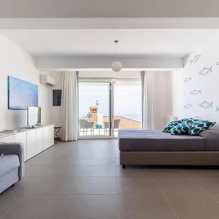 Cromia Villa *